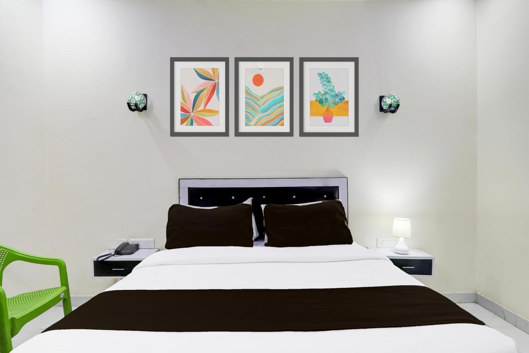 Super Hotel O Banthara Near Airport Banthra Sikandarpur Zewnętrze zdjęcie