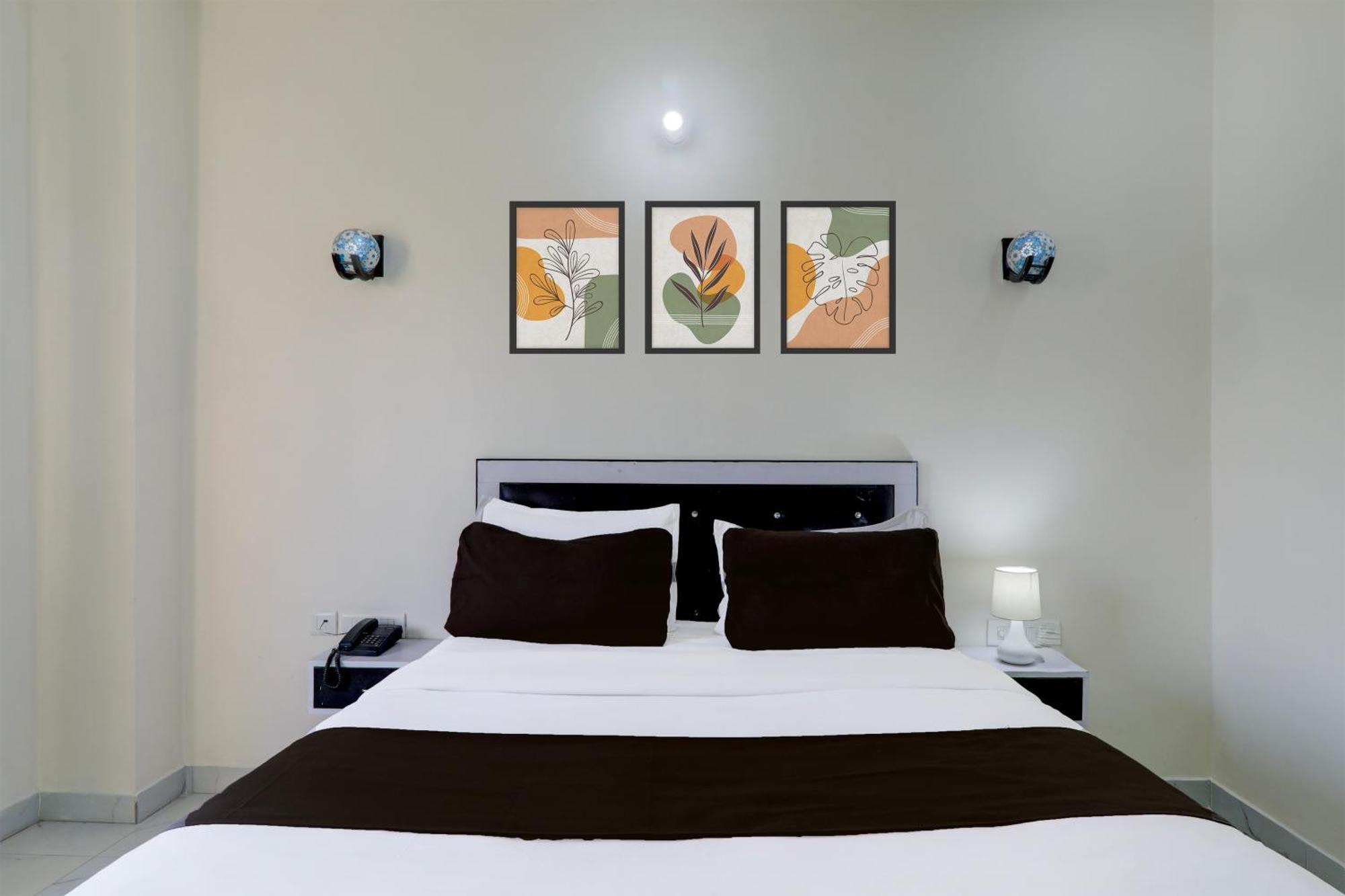 Super Hotel O Banthara Near Airport Banthra Sikandarpur Zewnętrze zdjęcie