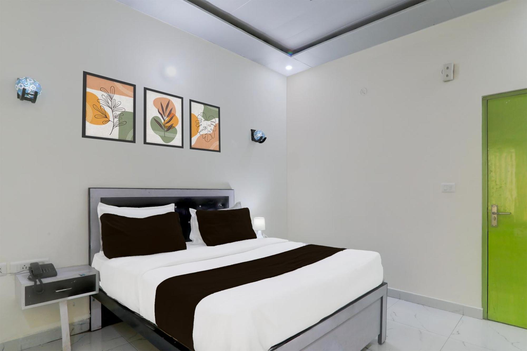 Super Hotel O Banthara Near Airport Banthra Sikandarpur Zewnętrze zdjęcie